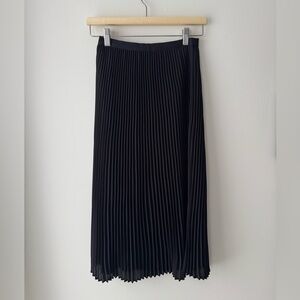 Babaton Black Midi Pleated Skirt